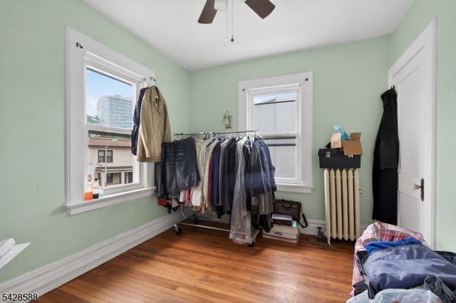 52 Clifford St, East Orange City, NJ 07018