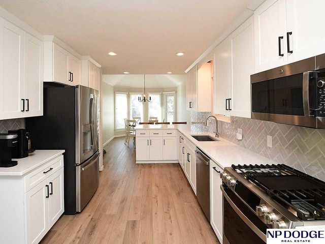 15006 Cuming Street, Omaha, NE 68154