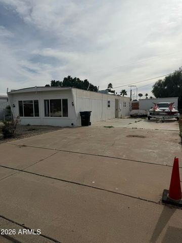 3921 E Baywood Avenue, Mesa, AZ 85206