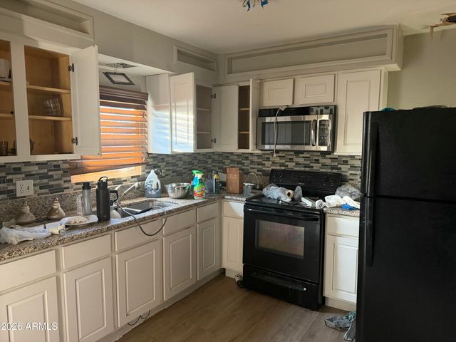 3921 E Baywood Avenue, Mesa, AZ 85206