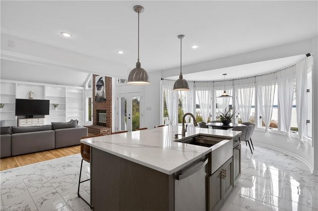 118 Sleepy Point WAY, Suffolk, VA 23435