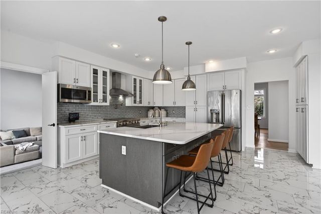 118 Sleepy Point WAY, Suffolk, VA 23435