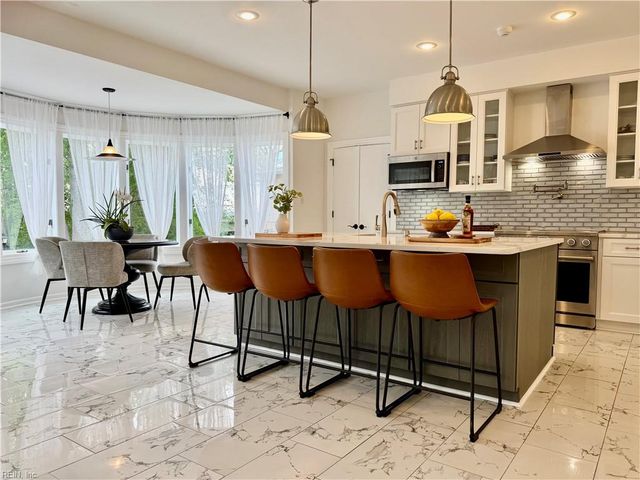 118 Sleepy Point WAY, Suffolk, VA 23435