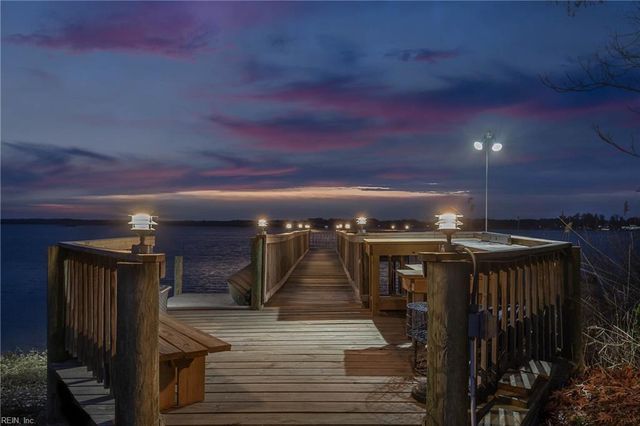 118 Sleepy Point WAY, Suffolk, VA 23435