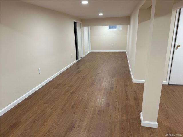 67 Clinch Avenue, Garden City, NY 11530