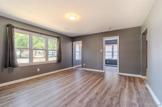 11472 Cadillac Avenue, Warren, MI 48089