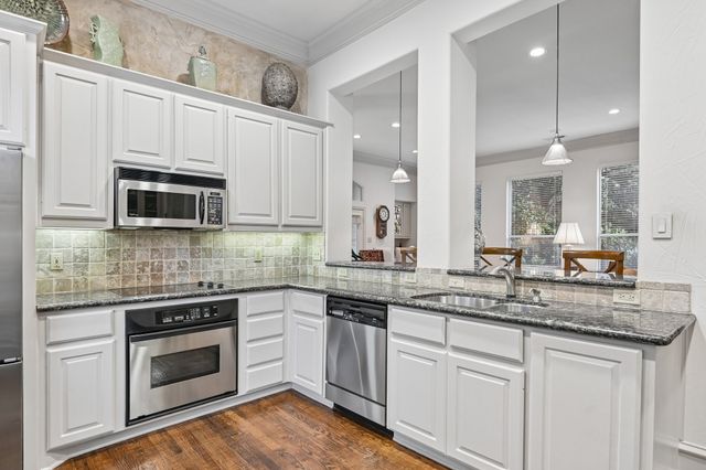 4229 N Hall Street D, Dallas, TX 75219
