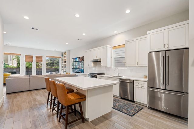 1307 Idylwild Street B, Houston, TX 77009