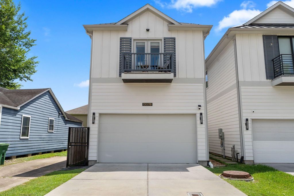1307 Idylwild Street B, Houston, TX 77009