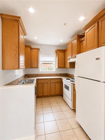 1208 W Kiwi 1, Pharr, TX 78577
