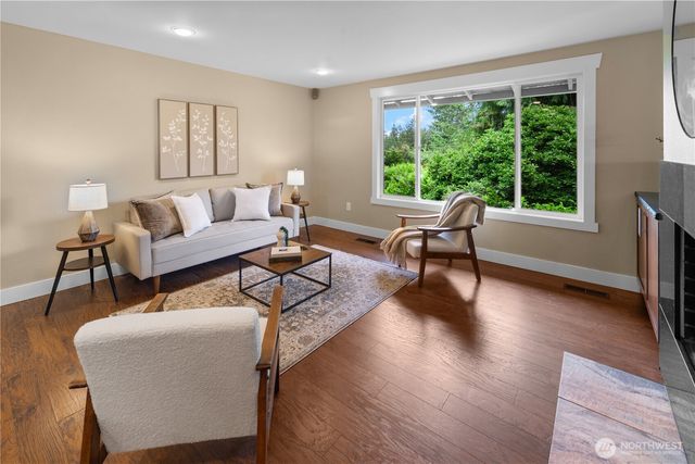 3414 58th Avenue NW, Gig Harbor, WA 98335