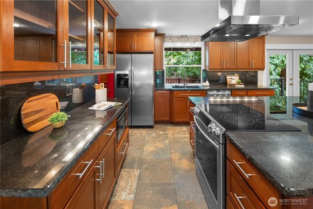 3414 58th Avenue NW, Gig Harbor, WA 98335
