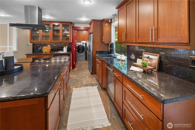 3414 58th Avenue NW, Gig Harbor, WA 98335