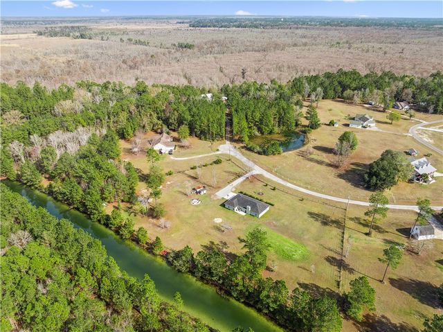 59 Pinto Court, Woodbine, GA 31569