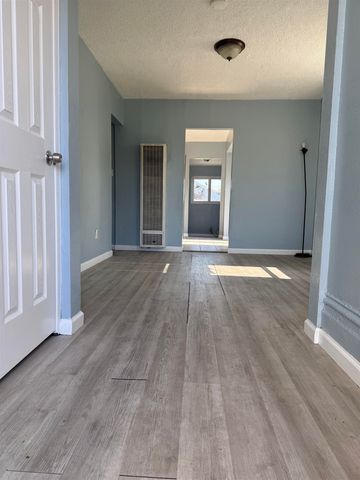 2416 - 2414 Linden Street, Oakland, CA 94607