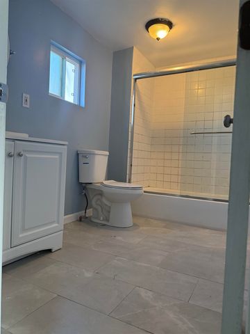 2416 - 2414 Linden Street, Oakland, CA 94607