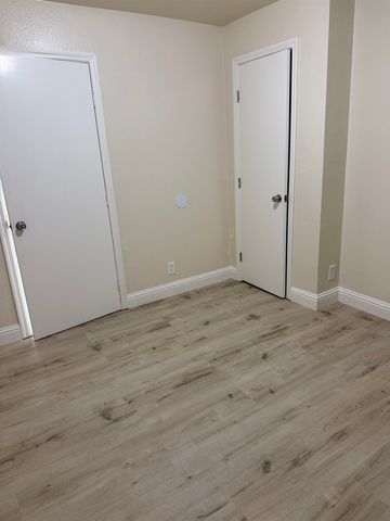 2416 - 2414 Linden Street, Oakland, CA 94607