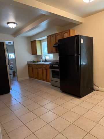 2416 - 2414 Linden Street, Oakland, CA 94607