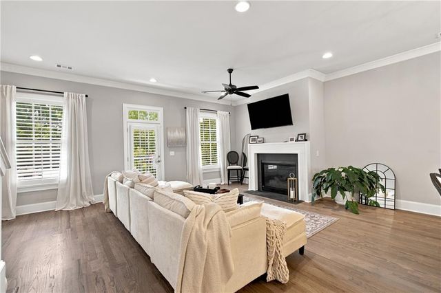 140 Clover Court, Roswell, GA 30075