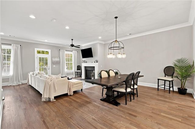 140 Clover Court, Roswell, GA 30075