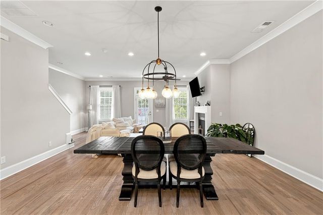 140 Clover Court, Roswell, GA 30075