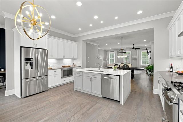 140 Clover Court, Roswell, GA 30075