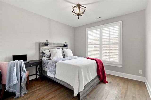 140 Clover Court, Roswell, GA 30075