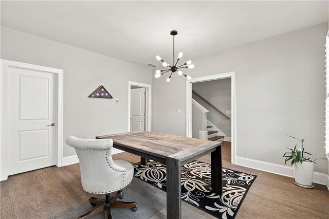 140 Clover Court, Roswell, GA 30075