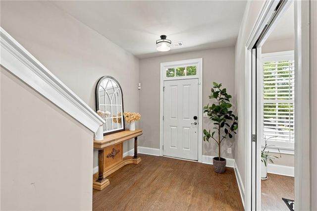 140 Clover Court, Roswell, GA 30075