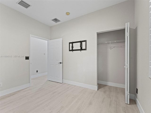 4851 Bonsai Cir 101, Palm Beach Gardens, FL 33418