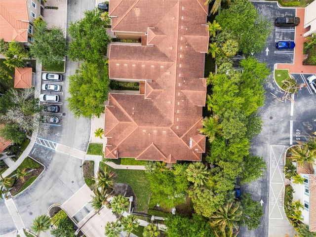 4851 Bonsai Cir 101, Palm Beach Gardens, FL 33418