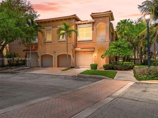4851 Bonsai Cir 101, Palm Beach Gardens, FL 33418