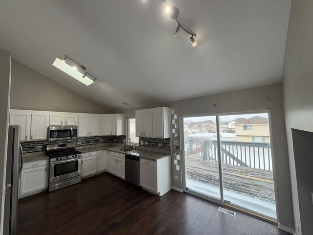 5244 Bentgrass Avenue, Richton Park, IL 60471