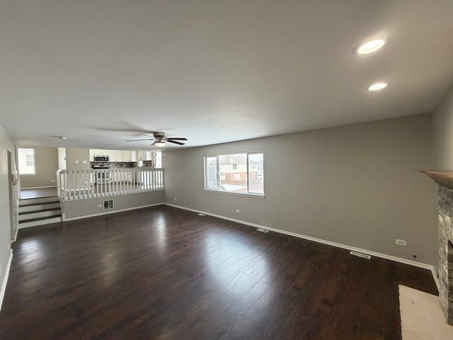 5244 Bentgrass Avenue, Richton Park, IL 60471