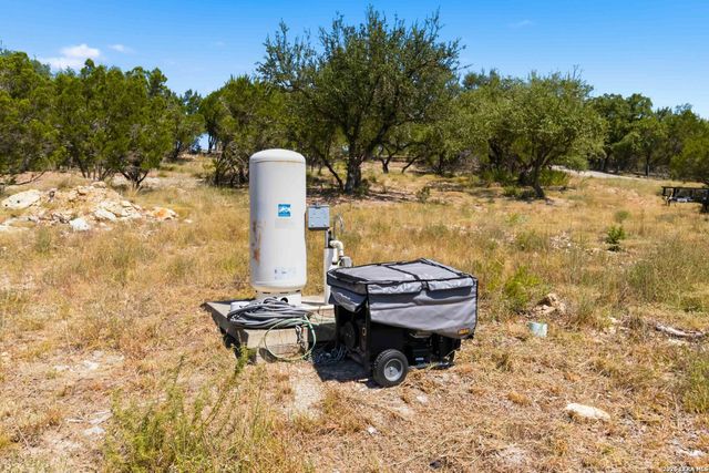 32870 STAHL LN, Bulverde, TX 78163