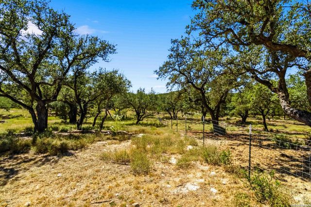 32870 STAHL LN, Bulverde, TX 78163
