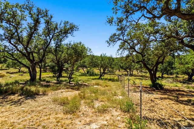 32870 STAHL LN, Bulverde, TX 78163