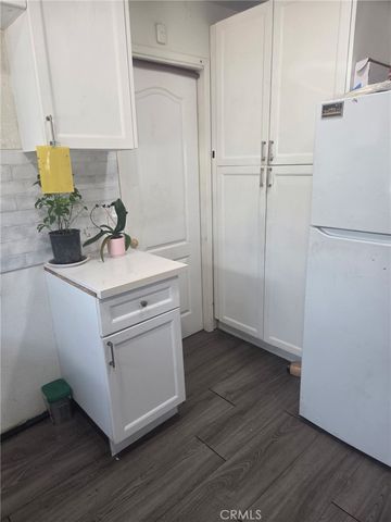 4625 Horseshoe Lane, Riverside, CA 92509