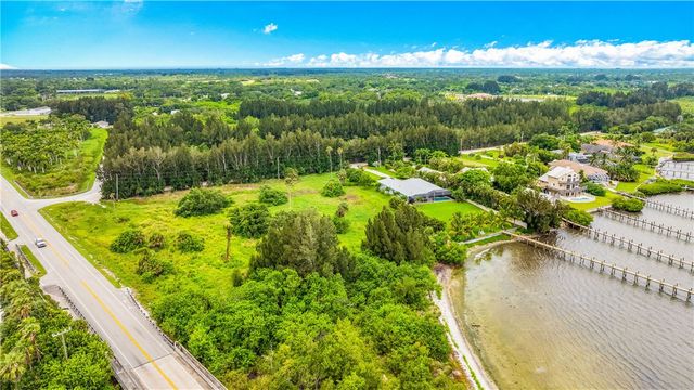 8780 44th Avenue, Sebastian, FL 32958