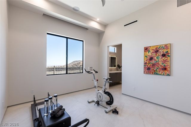 563 Grand Rim Drive, Henderson, NV 89012
