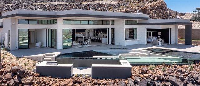563 Grand Rim Drive, Henderson, NV 89012