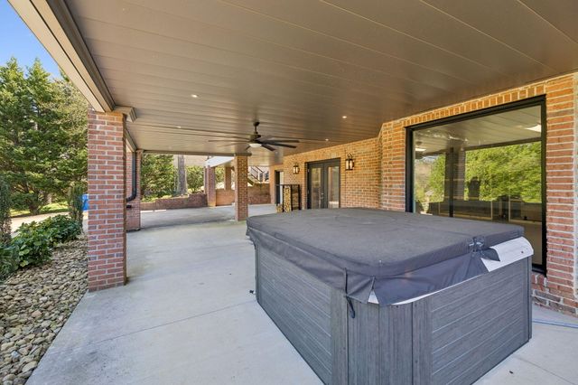 903 Channel View Lane, Chattanooga, TN 37415