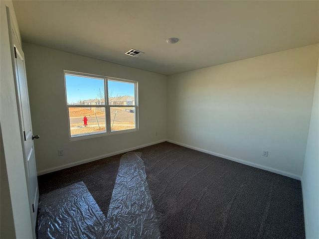 21240 SE 32nd Street, Harrah, OK 73045