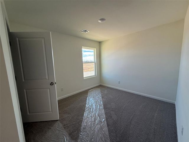 21240 SE 32nd Street, Harrah, OK 73045