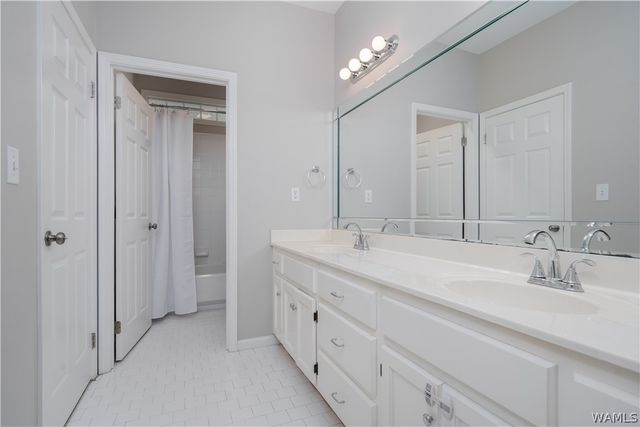 1356 GREYSTONE, Tuscaloosa, AL 35406