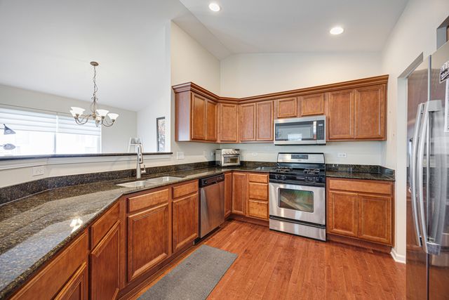 2929 saganashkee Lane, Naperville, IL 60564