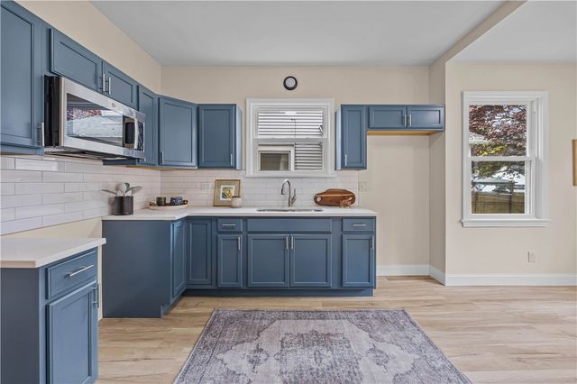 276 Parsells Avenue, Rochester, NY 14609