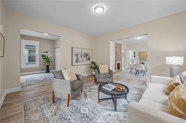 276 Parsells Avenue, Rochester, NY 14609