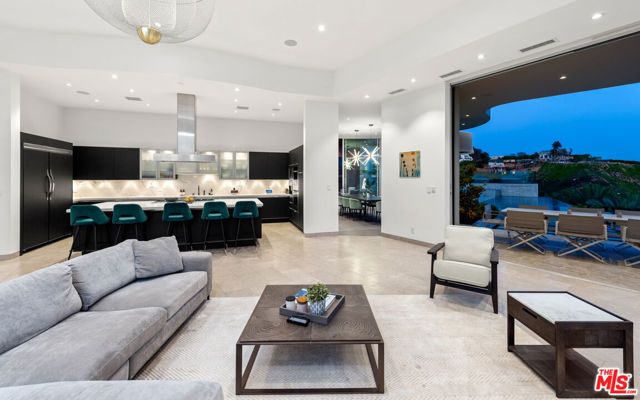 9305 Nightingale Drive, Los Angeles, CA 90069