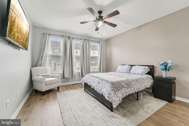 1211 PENNINGTON DR, Brunswick, MD 21716